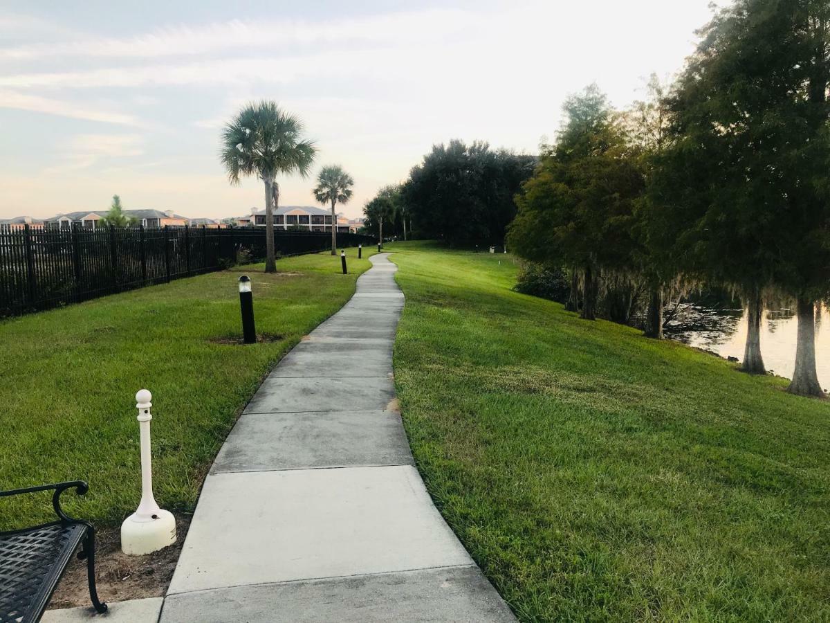 Beautiful 3 Bedroom Apartment Minutes From Disney! Kissimmee Buitenkant foto